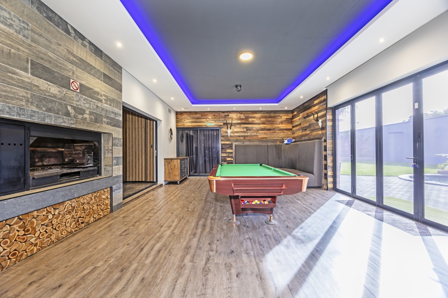5 Bedroom Property for Sale in Elim Western Cape